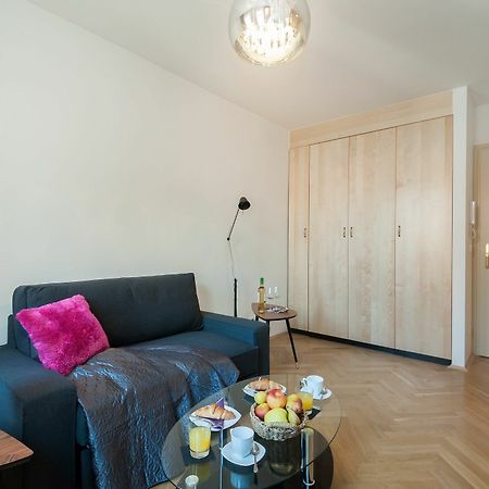 Soukenicka Apartments Praha Bagian luar foto